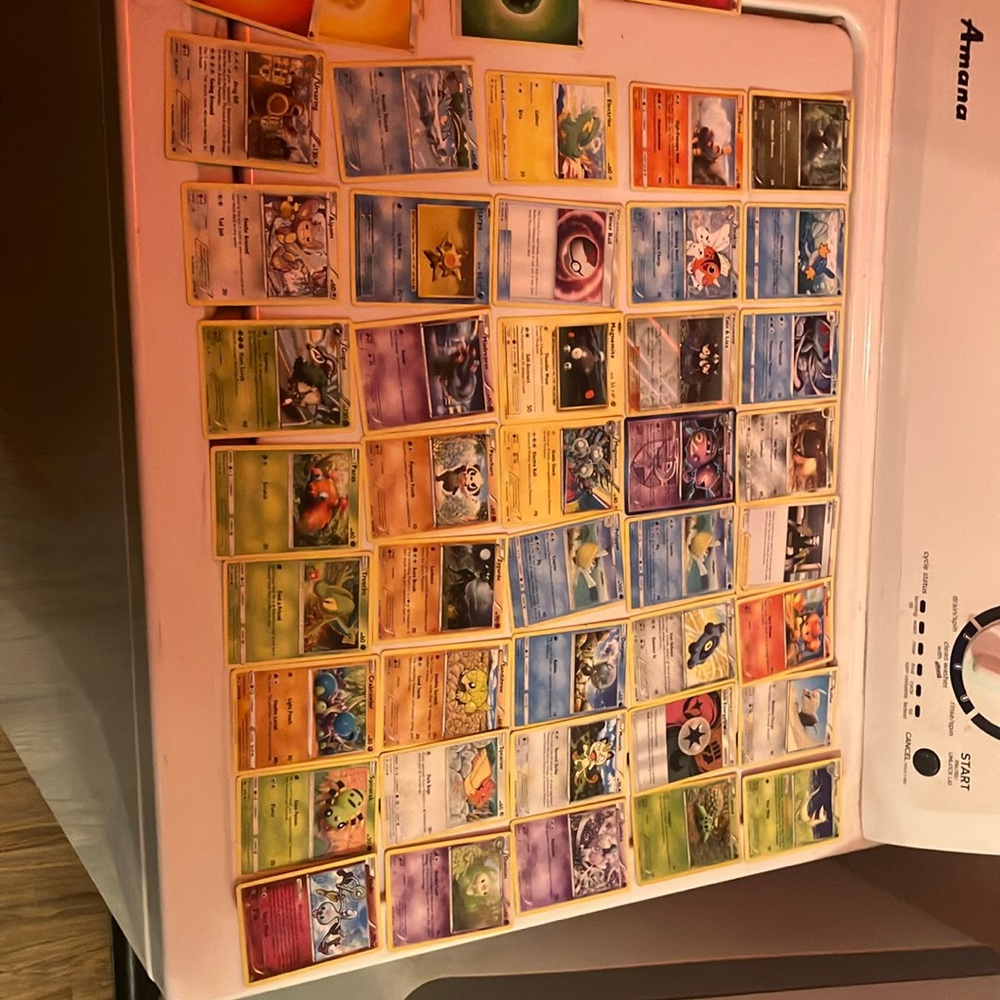HUGE LOT OF POKÉMON CARDS GOOD COLLECTION SEE PHOTOS